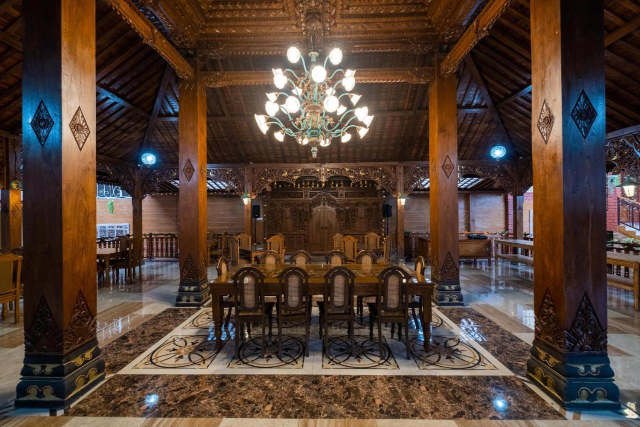 Sartini Inn Jogja Yogyakarta Kültér fotó
