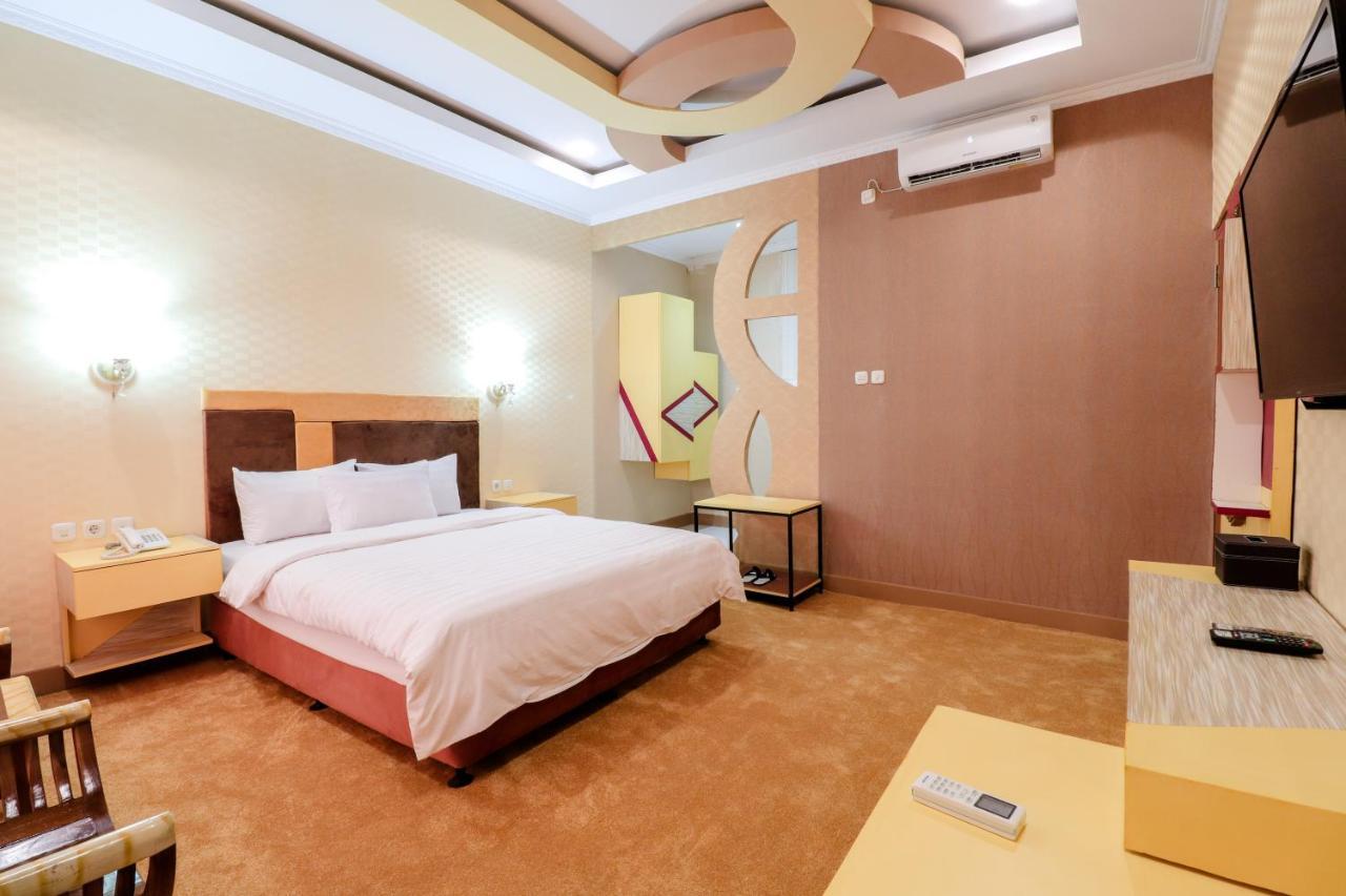 Sartini Inn Jogja Yogyakarta Kültér fotó