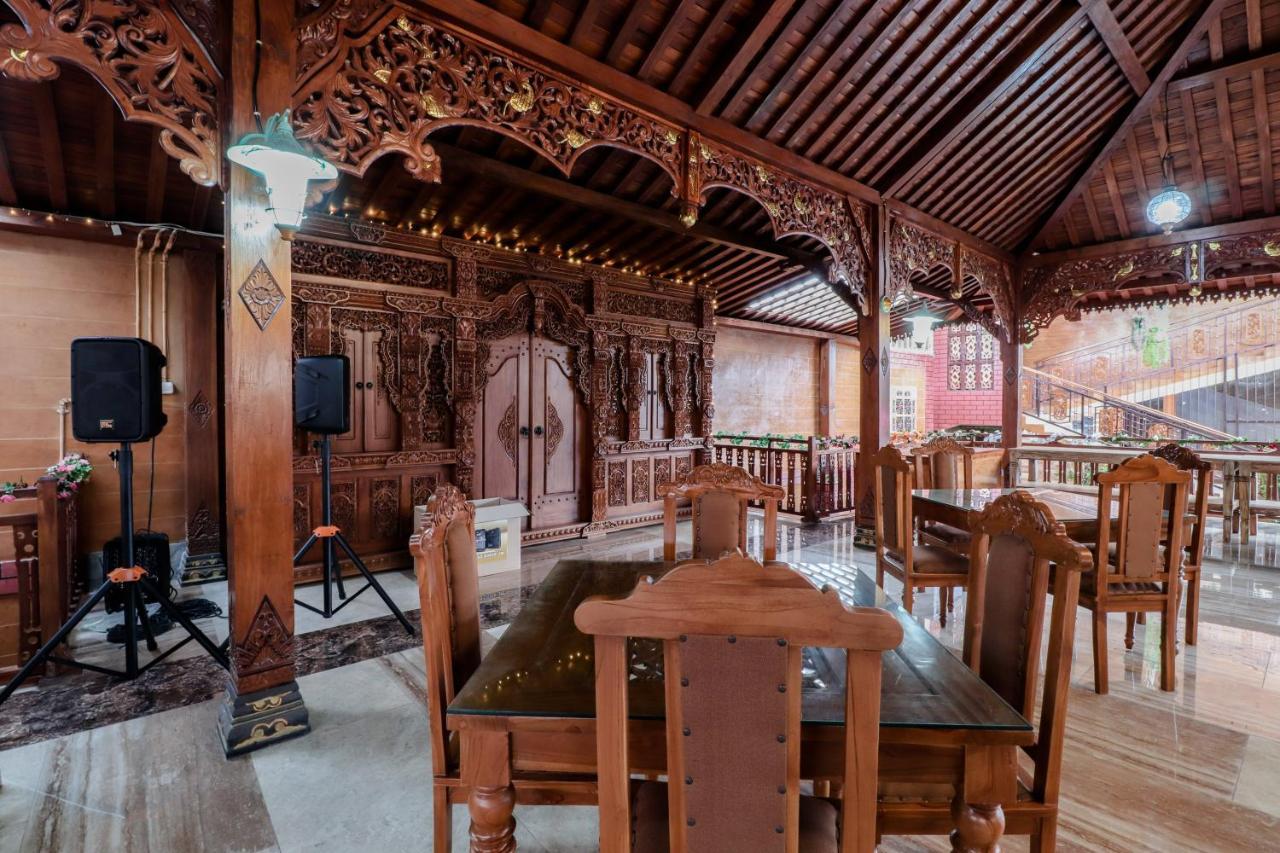 Sartini Inn Jogja Yogyakarta Kültér fotó