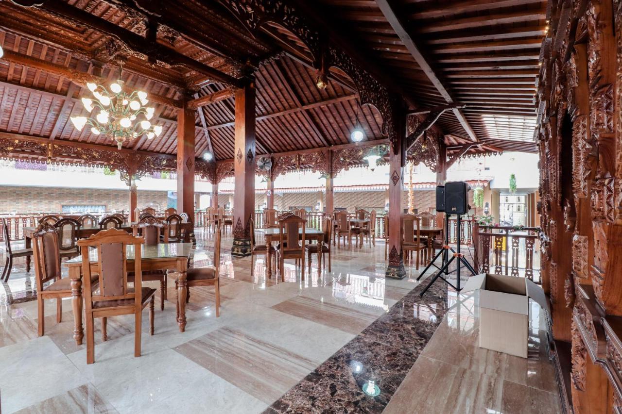 Sartini Inn Jogja Yogyakarta Kültér fotó