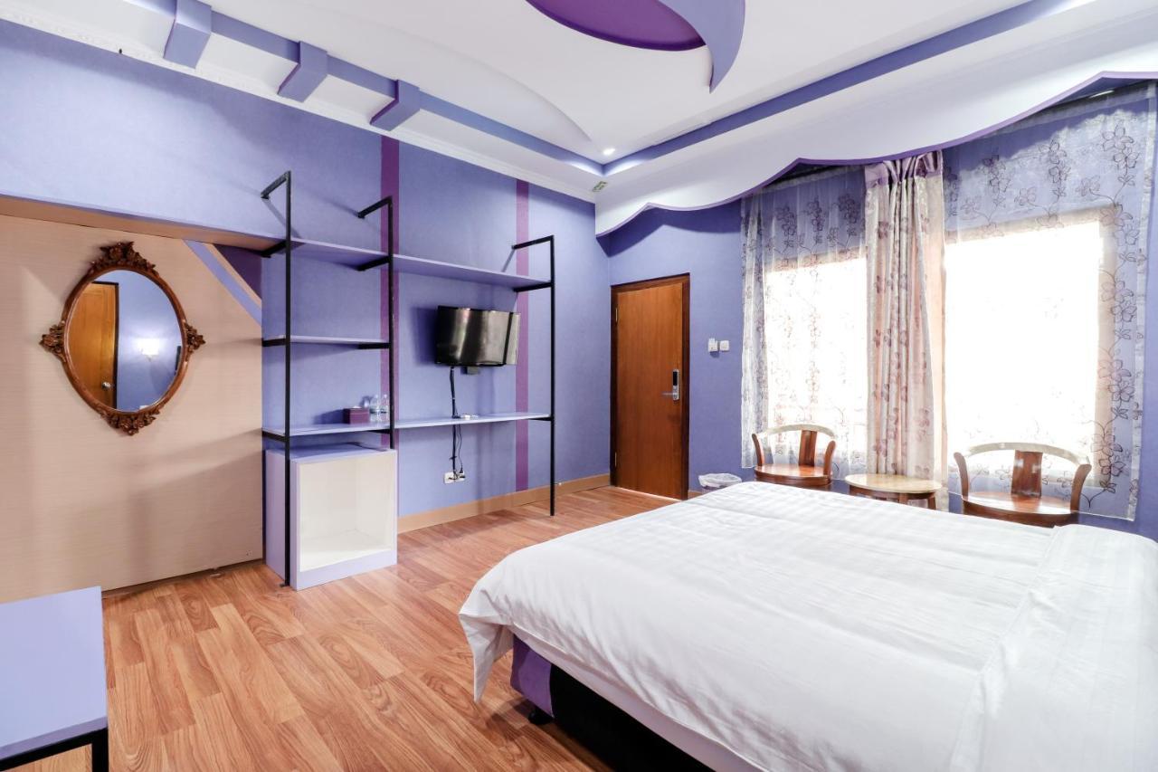 Sartini Inn Jogja Yogyakarta Kültér fotó