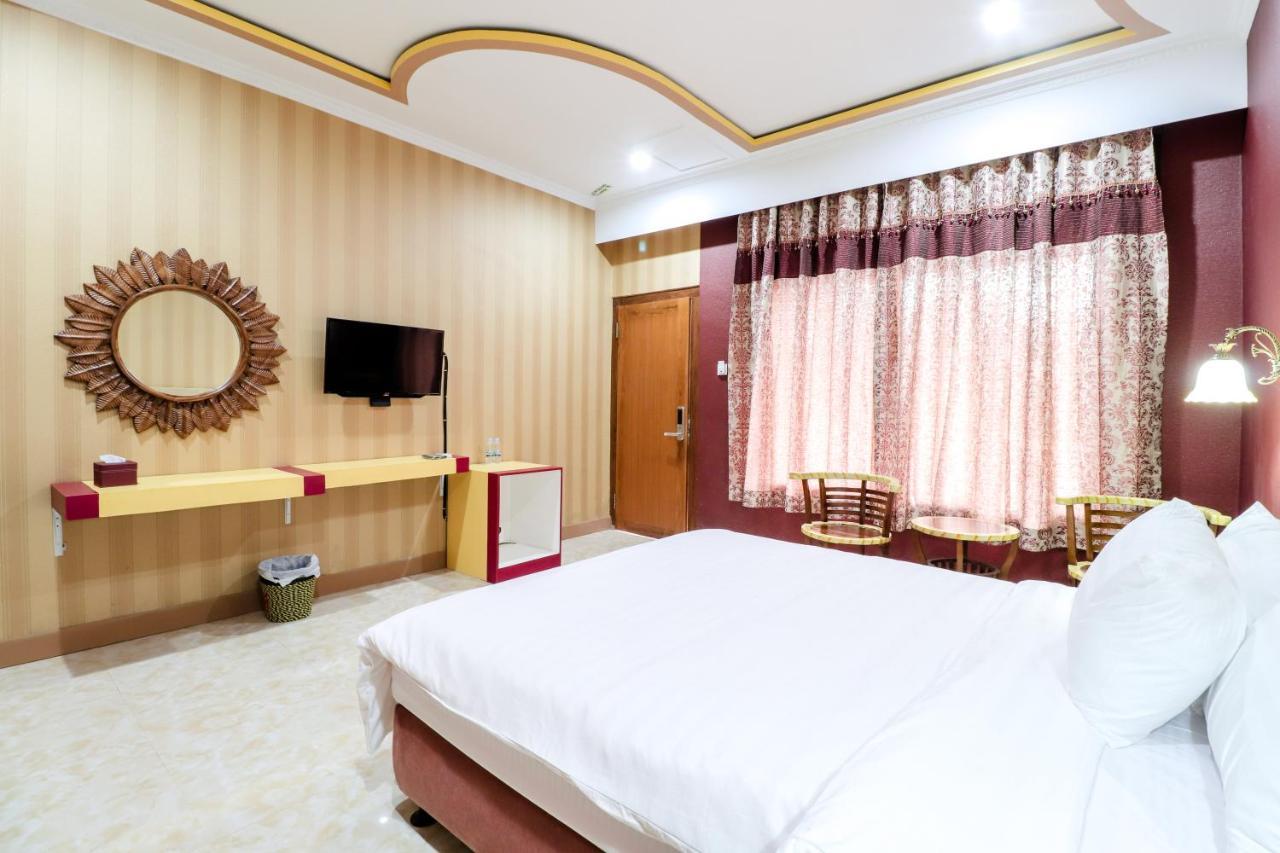 Sartini Inn Jogja Yogyakarta Kültér fotó