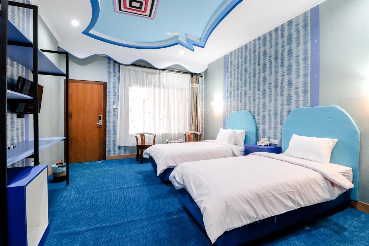 Sartini Inn Jogja Yogyakarta Kültér fotó