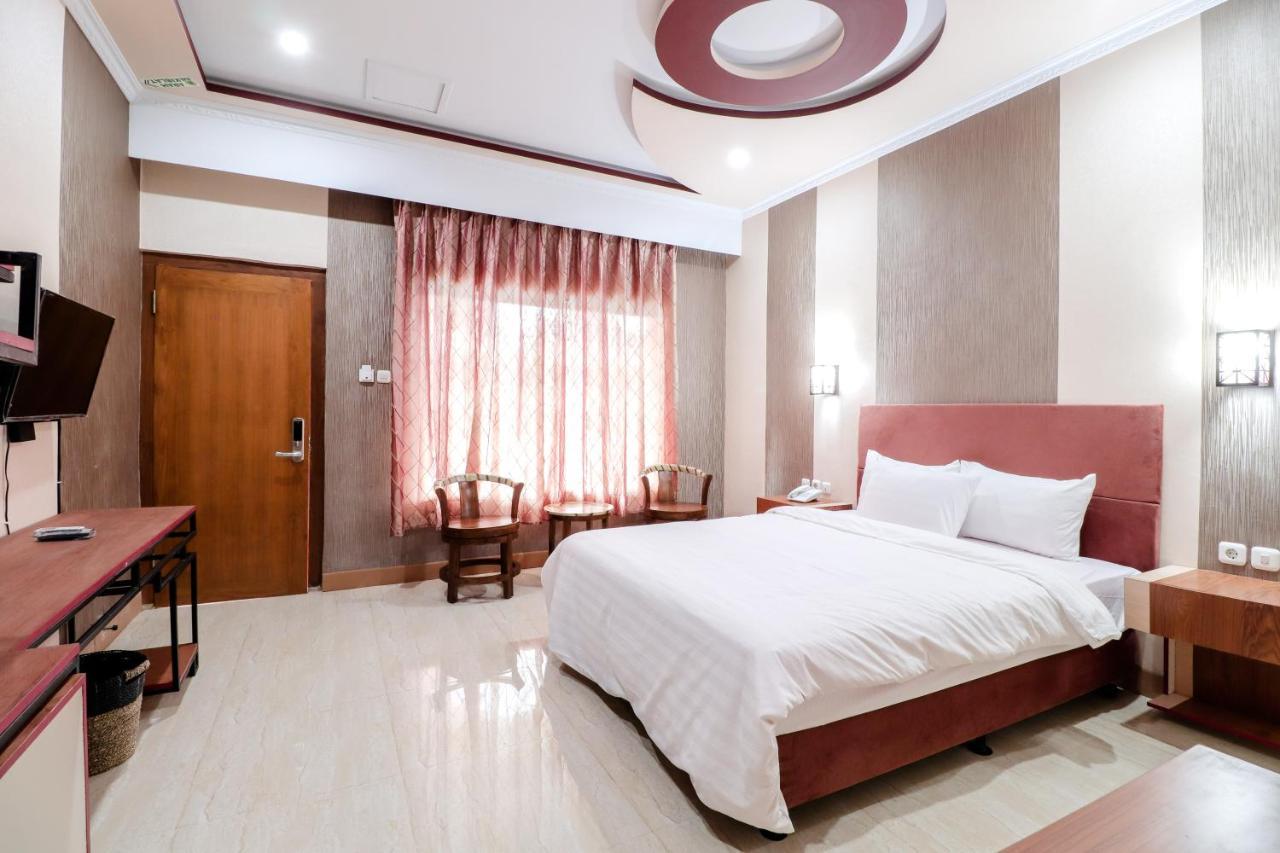 Sartini Inn Jogja Yogyakarta Kültér fotó